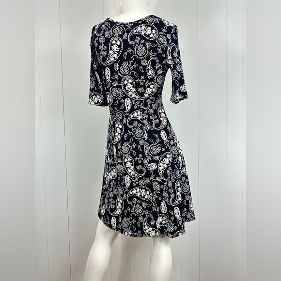 Keren Hart Women’s Sz Medium Paisley Textured A Line Mini Dress Textured - Picture 9 of 9